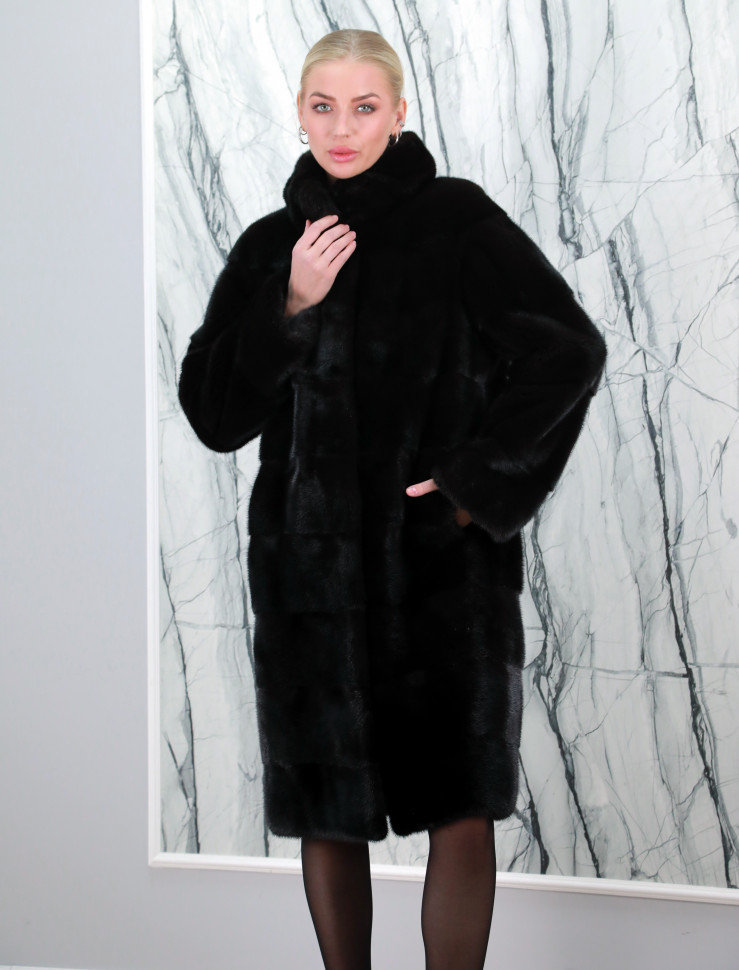 Шуба из меха аукционной норки, поперечный крой/ворот стойка.Арт. 456 РТ-5605