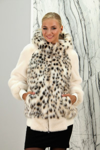 Шуба из эко меха под норку, в белом цвете, капюшон/резинка. Арт.ЭМ-261 РТ-8357