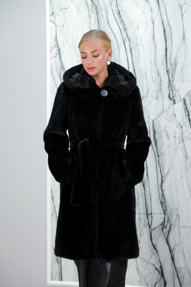 Шуба из меха аукционной канадской норки ,капюшон/пояс. Арт.8008 РТ-8859