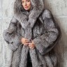Полушубок из меха чернобурой лисицы Silver Fox(цельные шкурки),капюшон. Арт.099 РТ-11046