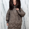 Пуховик с натуральным наполнителем (90%пух,10%перо), капюшон мех песца. Арт.6399 РТ-10510