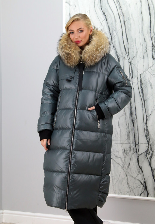 Пальто утепленное (биопух), капюшон отделка мех енота. Артикул Y-021-869 PT-9223