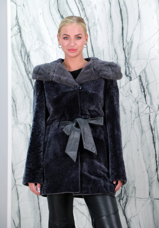 Полушубок из меха овчины(астраган), капюшон норка. Арт.С-320 РТ-5362