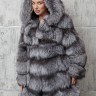 Шуба из меха премиальной аукционной чернобурой лисицы Silver Fox,капюшон кобра. Арт.20231 РТ-10976