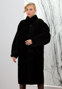 Шуба из меха болотного бобра,ворот отделка норка. ФАИНА РТ-4419