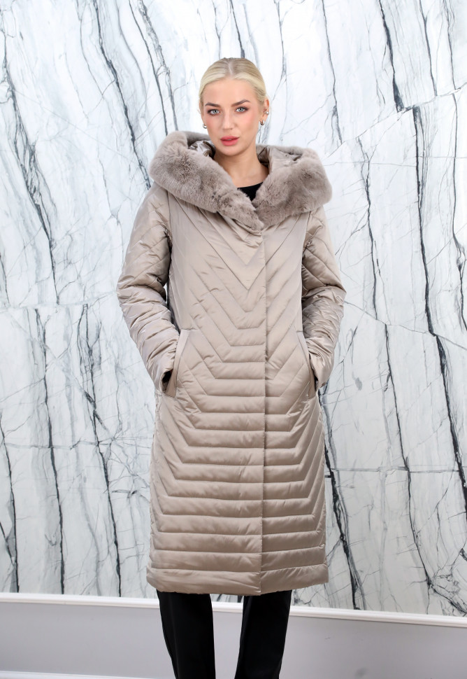 Пуховик утепленный (верблюжья шерсть), капюшон отделка мех кролика. Арт.675 РТ-7715
