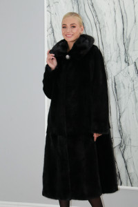Шуба из меха канадской норки, капюшон., черный, 120 см. Арт. Р-1601 РТ-7764