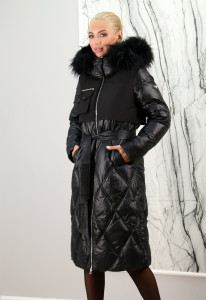 Пуховик утепленный-биопух, капюшон отделка мех енота. Артикул Y-024-007 PT-8637