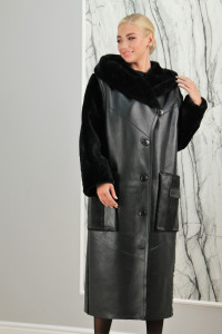 Дубленка из овчины с капюшоном. Артикул 7166. РТ-7558