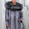 Шуба из меха нутрии, капюшон чернобурая лисица. Арт.Галка РТ-10084