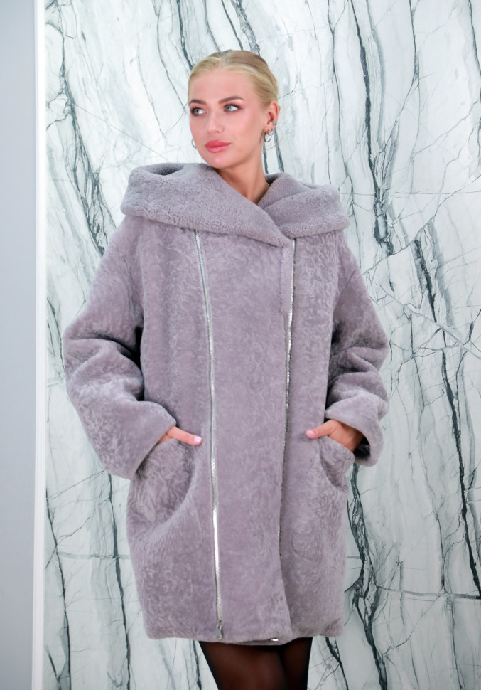 Шуба из меха овчины(астраган) на замке/капюшон. Арт.М85 РТ-9399