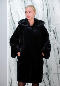 Шуба из меха овчины(стрига), капюшон. Арт.Божена РТ-2933