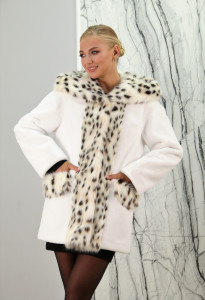 Шуба из эко меха под норку, отделка капюшона мех  рысь. Арт.Э-172 РТ-8392