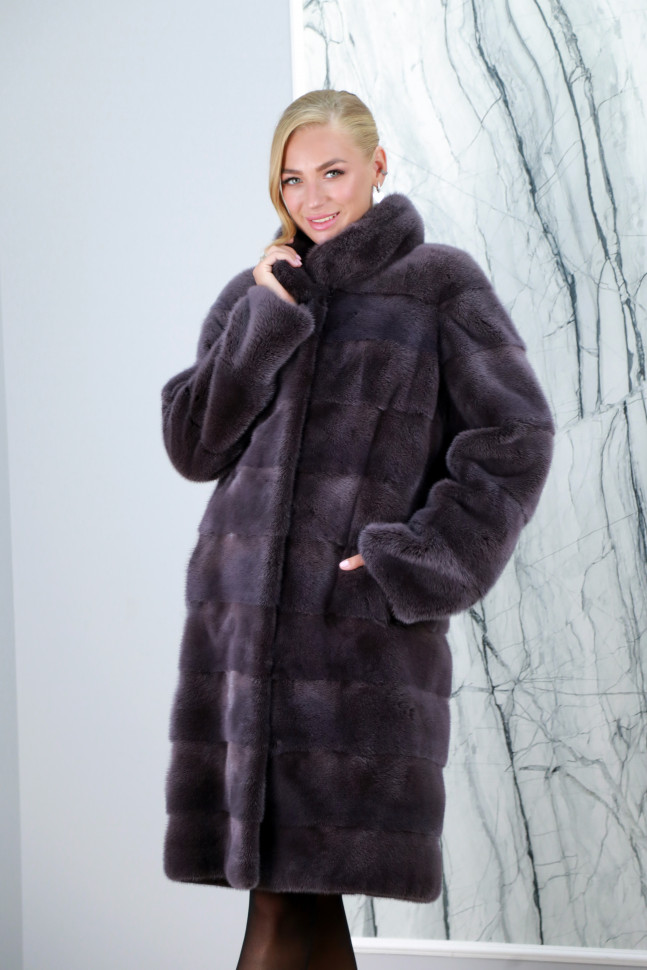 Шуба из меха норки, поперечного кроя/ворот стойка. Арт.456 РТ-6021