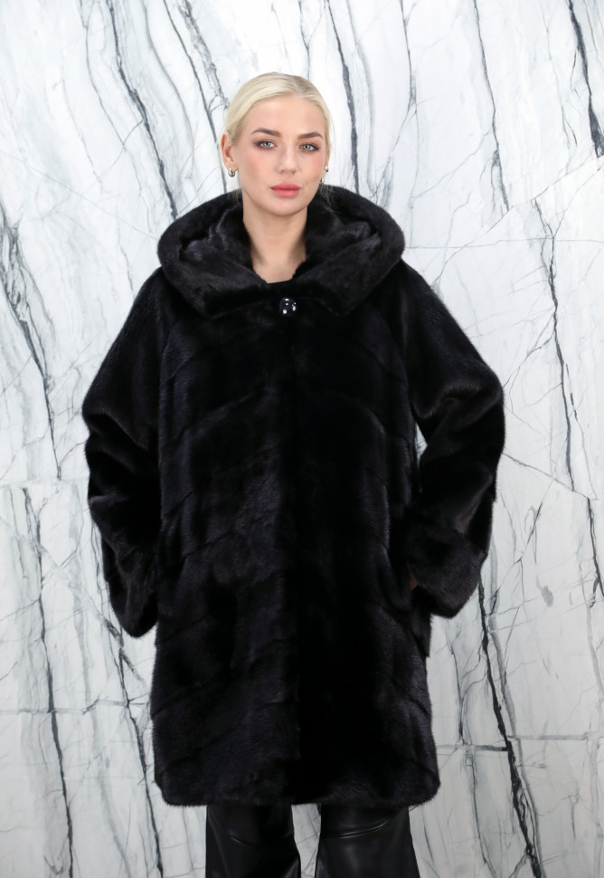 Шуба из меха норки, паркетная раскладка/капюшон. Арт.2510 РТ-10378